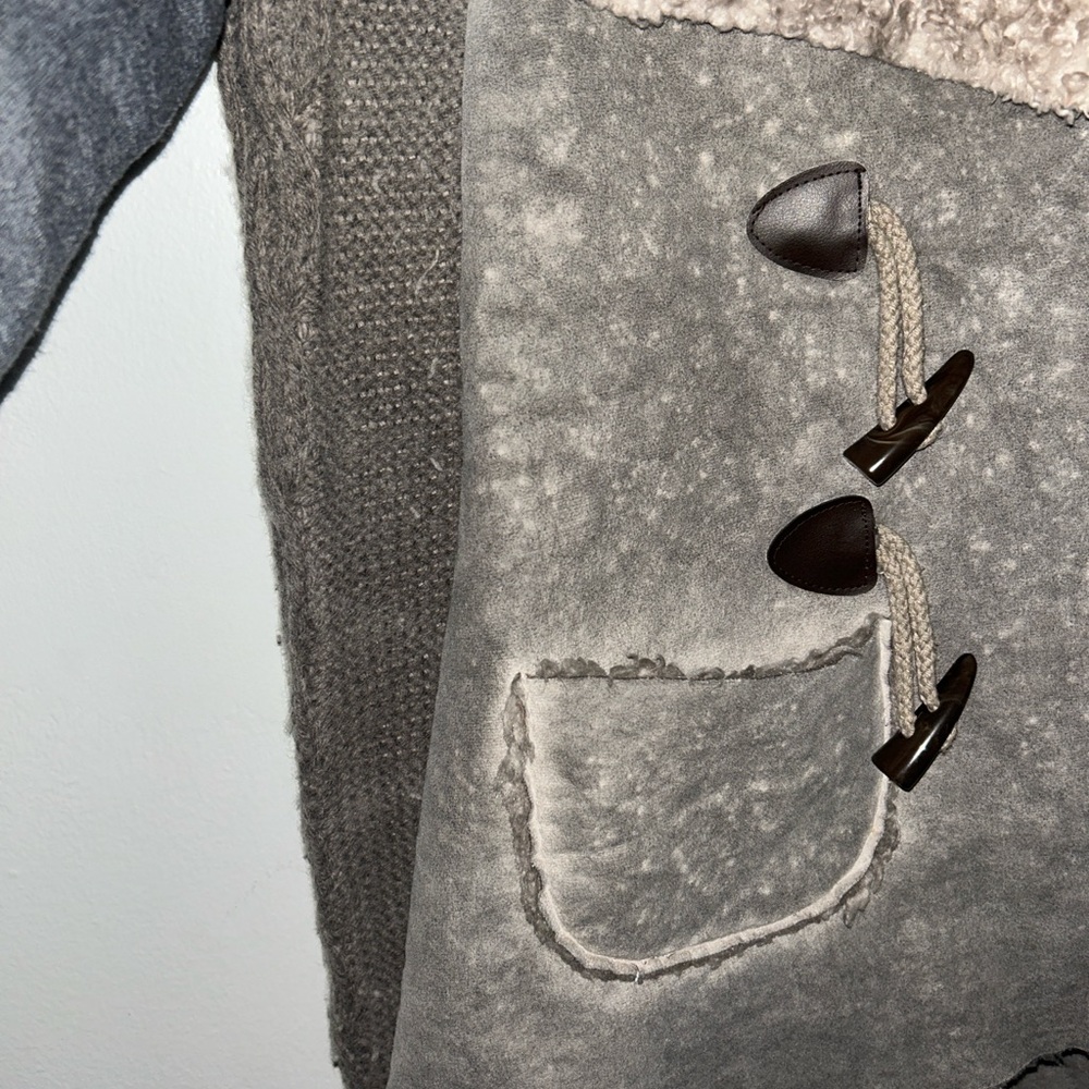 Gray Shearling Toggle & Knit Jacket - image 3